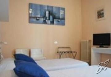 סיניה Hotel Delfina מראה חיצוני תמונה